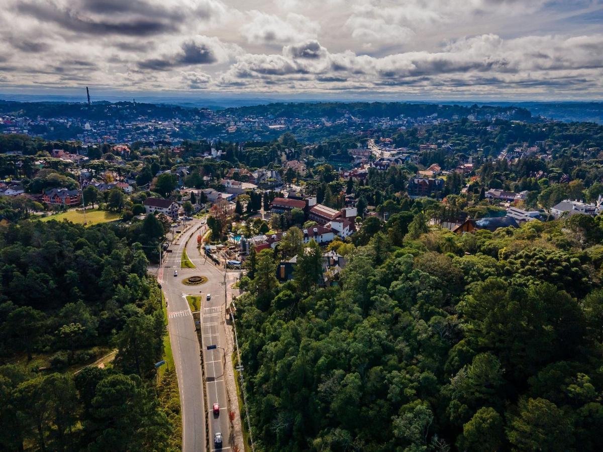 Alpes Da Montanha 203 - Ap Novo Junto Ao Centro De Gramado + Garagem Apartment Luaran gambar